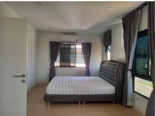 Haus zum Kauf mit 4 Zimmer in Bang Kruai, Nonthaburi