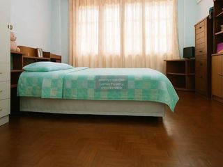 Casa adosada en venta de 2 habitaciones en Sai Mai, Bangkok