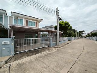 Haus zum Kauf mit 3 Zimmer in Phra Samut Chedi, Samut Prakan