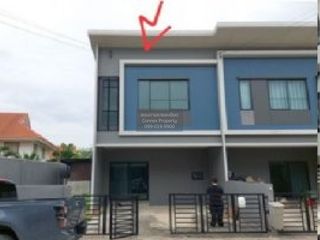 Reihenhaus zum Kauf mit 3 Zimmer in Phra Samut Chedi, Samut Prakan