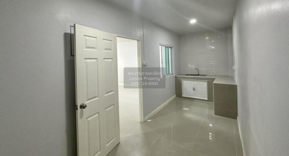 Reihenhaus zum Kauf mit 3 Zimmer in Lam Luk Ka, Pathum Thani