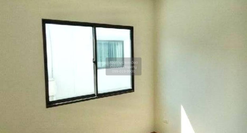 À vendre 3 chambres maison de ville à Bang Yai, Nonthaburi