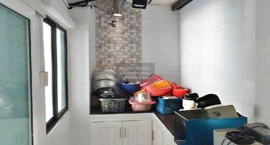 À vendre 3 chambres maison de ville à Bang Yai, Nonthaburi