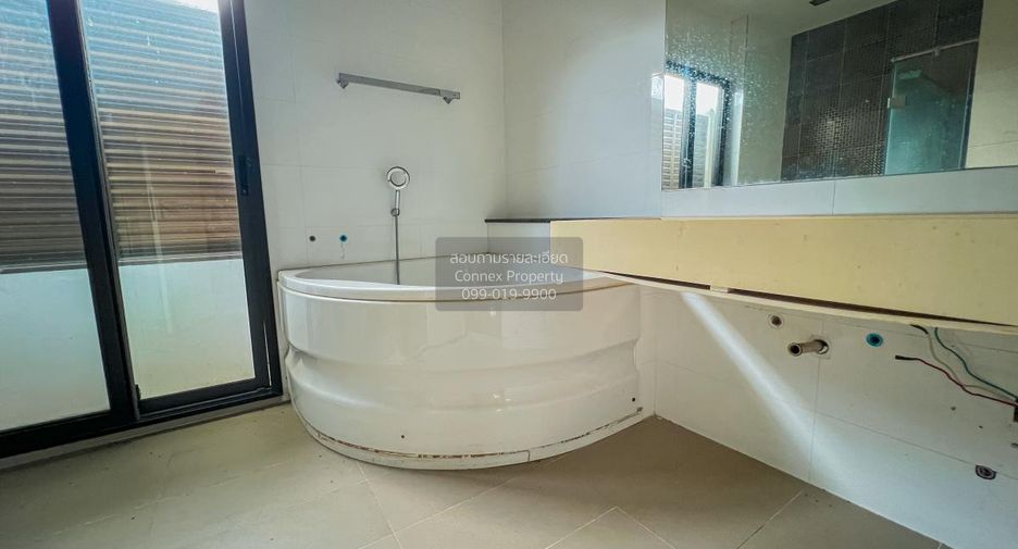 À vendre 4 chambres maison à Mueang Pathum Thani, Pathum Thani