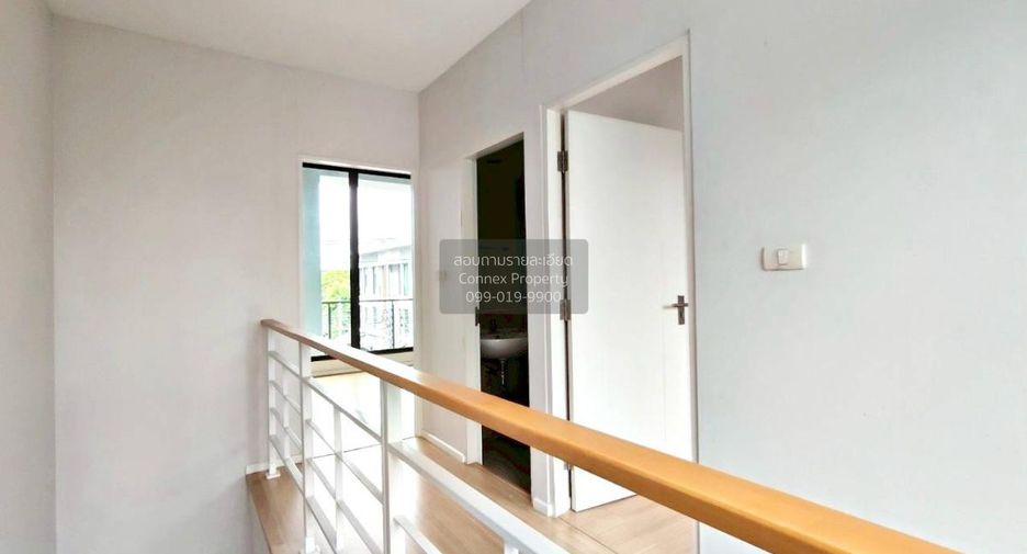 Casa adosada en venta de 3 habitaciones en Lak Si, Bangkok