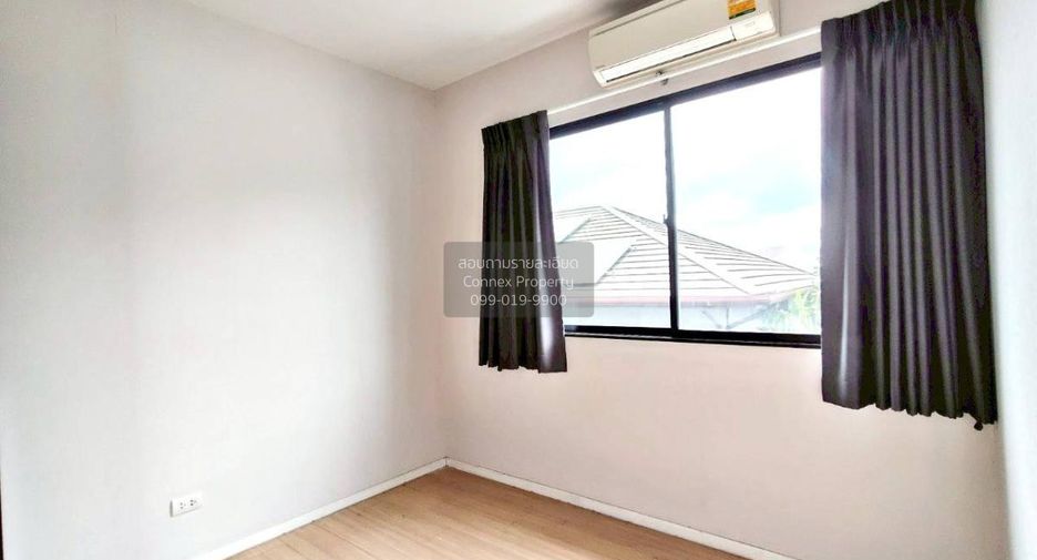 Casa adosada en venta de 3 habitaciones en Lak Si, Bangkok