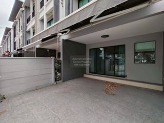 Casa adosada en venta de 3 habitaciones en Lak Si, Bangkok