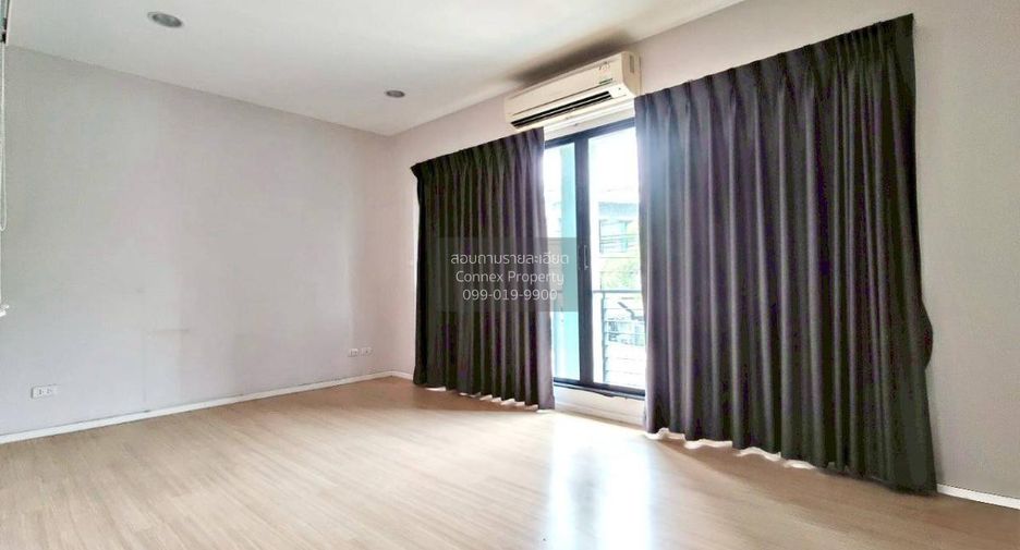 Casa adosada en venta de 3 habitaciones en Lak Si, Bangkok