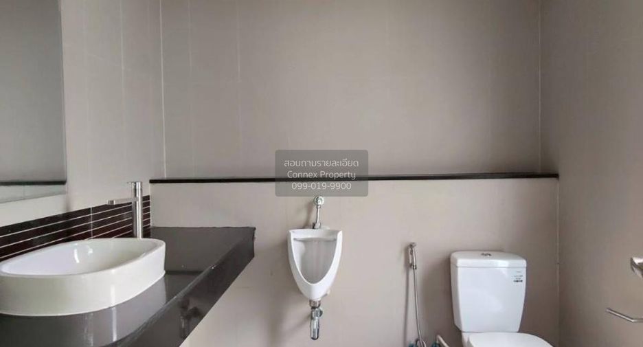 For sale 8 bedrooms townhouse in Bang Phli, Samut Prakan