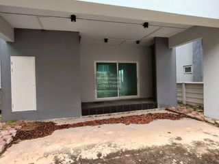 For sale 8 bedrooms townhouse in Bang Phli, Samut Prakan