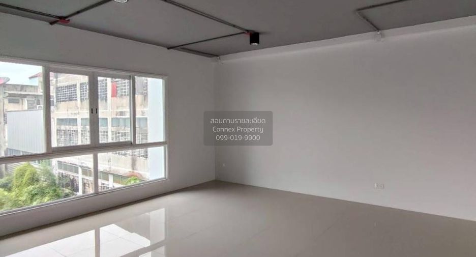 For sale 8 bedrooms townhouse in Bang Phli, Samut Prakan
