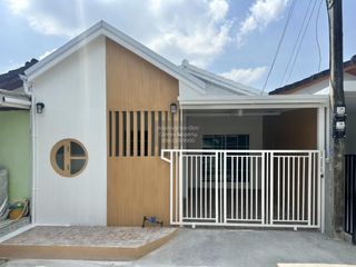 出售 3 卧室 联排别墅 在 Thanyaburi, Pathum Thani
