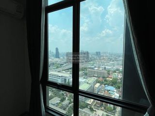 出售 1 卧室 公寓 在 Din Daeng, 曼谷