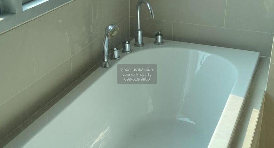 Condo en venta de 2 habitaciones en Khlong San, Bangkok