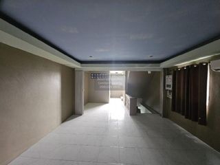 For sale 3 bedrooms retail Space in Sam Phran, Nakhon Pathom