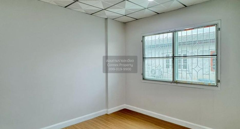 For sale 3 ベッドルーム townhouse in Bang Bua Thong, Nonthaburi