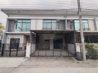 For sale 4 bedrooms townhouse in Bang Phli, Samut Prakan