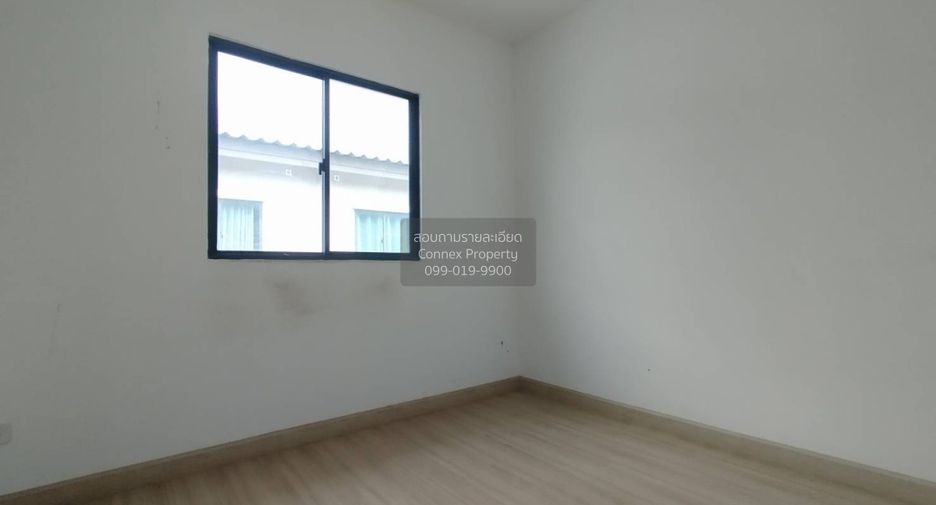 For sale 4 bedrooms townhouse in Bang Phli, Samut Prakan
