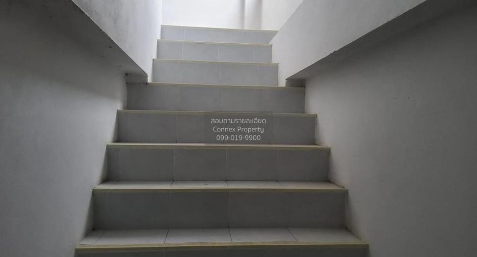 For sale 1 bed retail Space in Mueang Suphanburi, Suphan Buri
