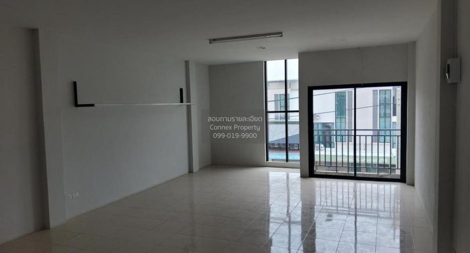 For sale 1 bed retail Space in Mueang Suphanburi, Suphan Buri