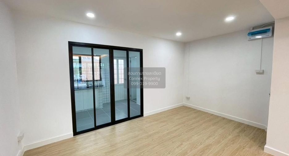 For sale 2 ベッドルーム townhouse in Bang Bua Thong, Nonthaburi
