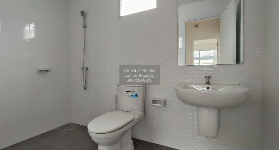 For sale 3 bedrooms townhouse in Phra Samut Chedi, Samut Prakan