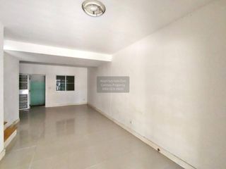 出售 3 卧室 联排别墅 在 Sam Phran, Nakhon Pathom