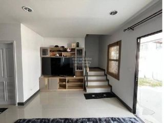 For sale 3 ベッドルーム house in Sam Phran, Nakhon Pathom