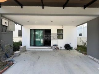 For sale 3 ベッドルーム house in Sam Phran, Nakhon Pathom