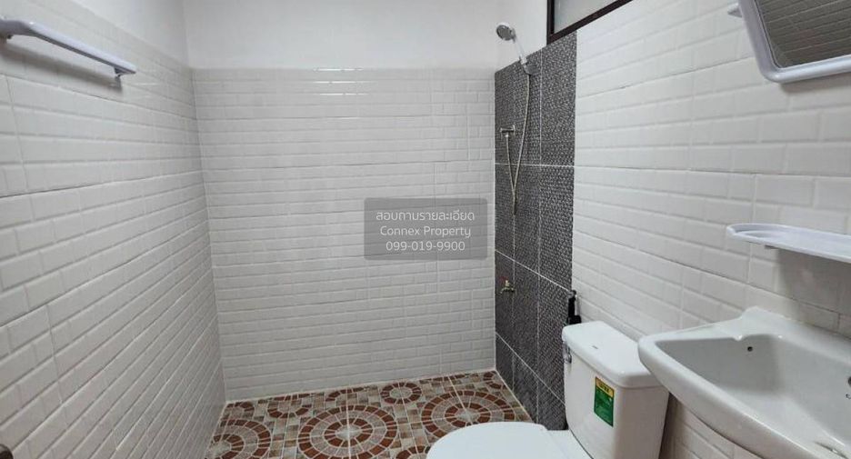 出售 2 卧室 联排别墅 在 Bang Phli, Samut Prakan