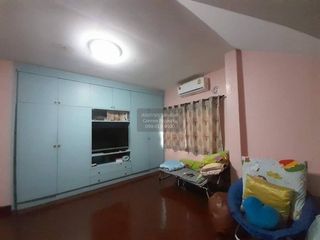 Haus zum Kauf mit 4 Zimmer in Min Buri, Bangkok