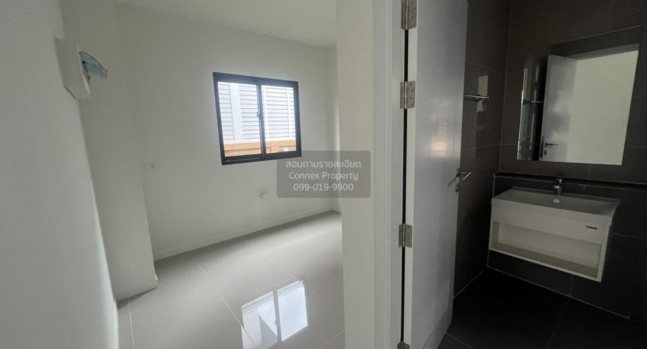 For sale 4 ベッドルーム house in Krathum Baen, Samut Sakhon