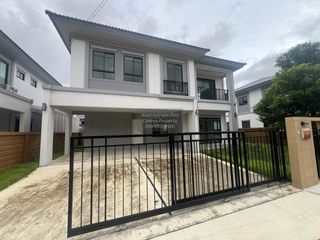 For sale 4 ベッドルーム house in Krathum Baen, Samut Sakhon