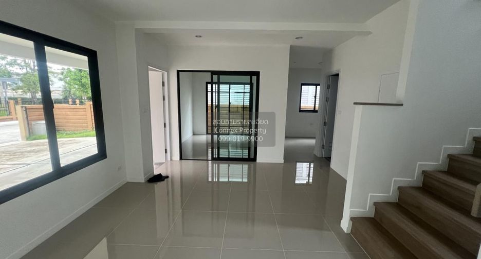 For sale 4 ベッドルーム house in Krathum Baen, Samut Sakhon