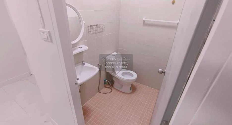 For sale 2 bedrooms townhouse in Bang Sao Thong, Samut Prakan