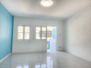 出售 2 卧室 联排别墅 在 Bang Phli, Samut Prakan