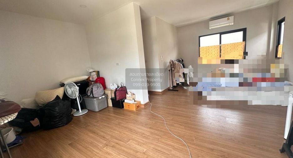 For sale 4 bedrooms house in Mueang Nonthaburi, Nonthaburi