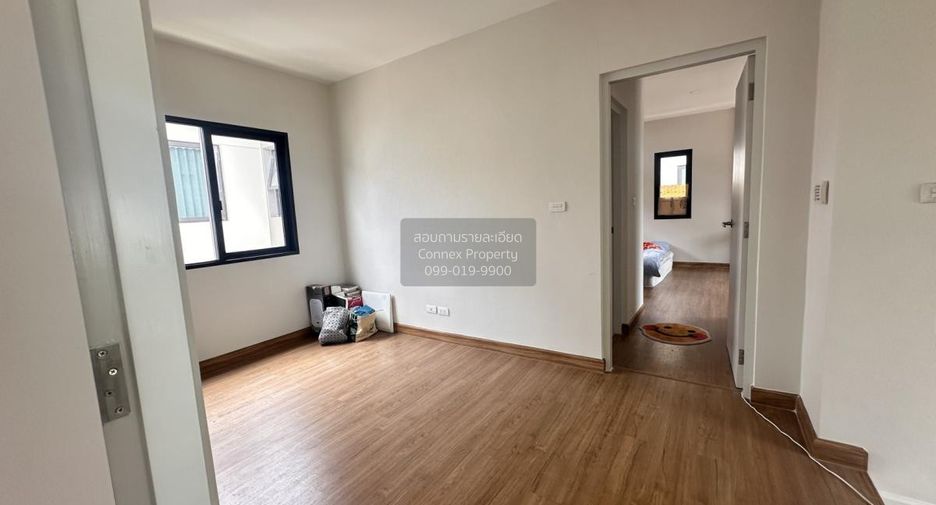 For sale 4 bedrooms house in Mueang Nonthaburi, Nonthaburi