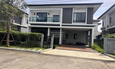 For sale 4 bedrooms house in Mueang Nonthaburi, Nonthaburi