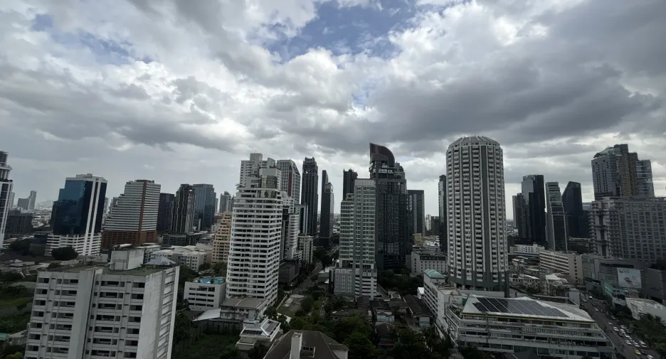 For sale and for rent 1 bed condo in Watthana, Bangkok