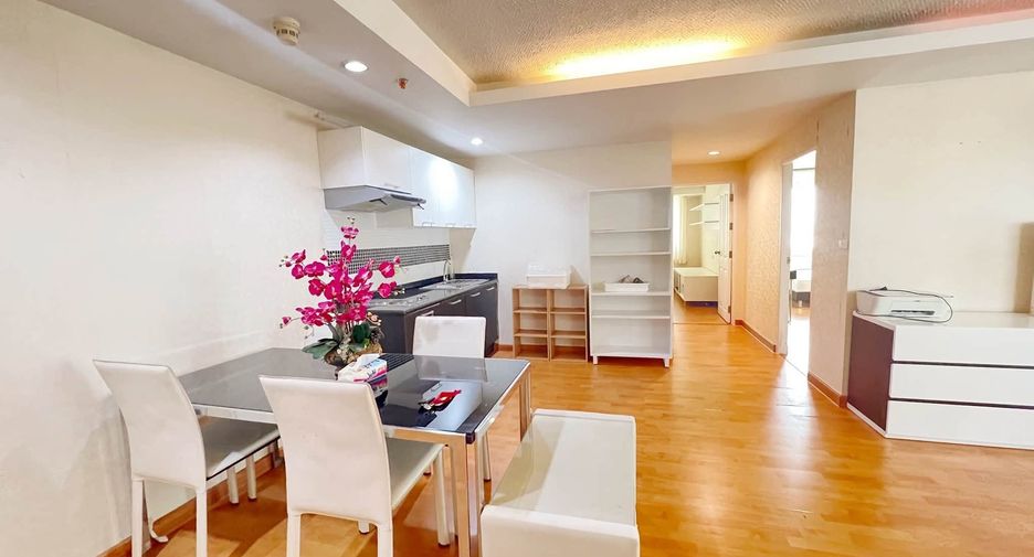 For sale 2 bedrooms condo in Khlong Toei, Bangkok