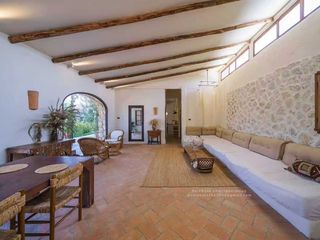 For sale and for rent 4 bedrooms villa in Hang Dong, Chiang Mai