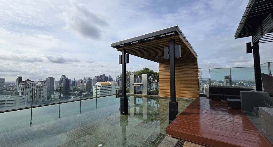 Condo en alquiler de 2 habitaciones en Watthana, Bangkok
