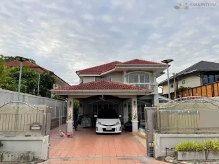 À vendre 5 chambres villa à Bang Lamung, Chonburi
