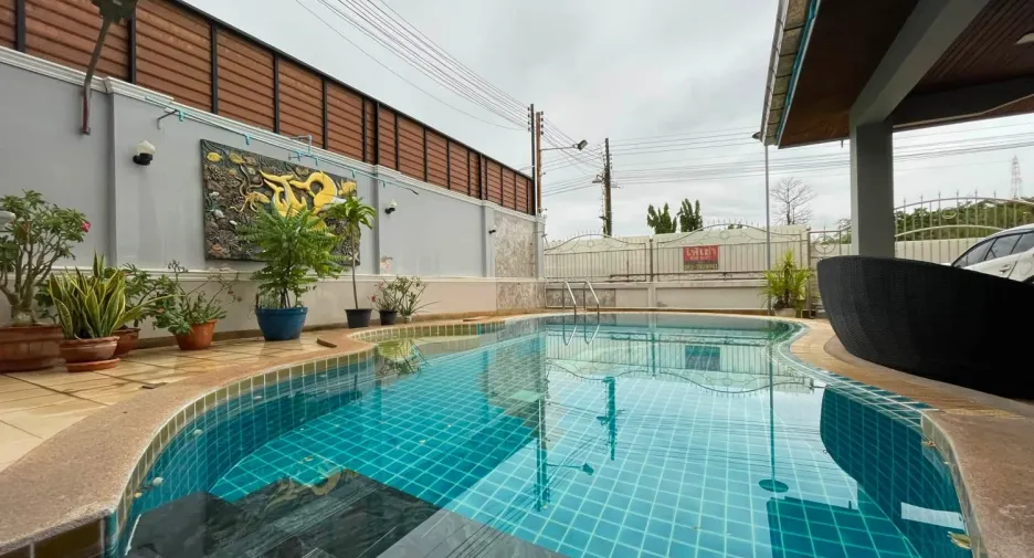 Villa en venta de 5 habitaciones en Jomtien, Pattaya