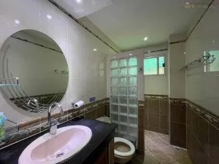 À vendre 5 chambres villa à Bang Lamung, Chonburi