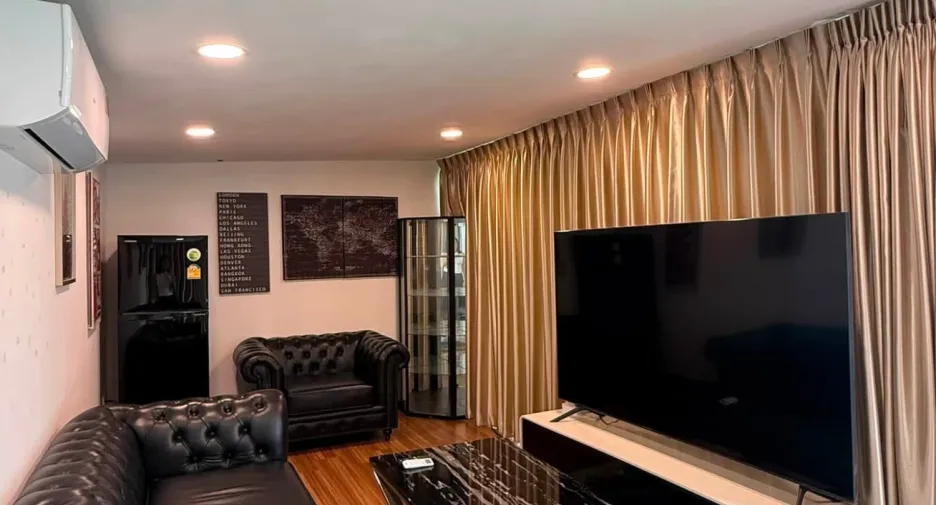 For rent 3 bedrooms villa in Huay Yai, Pattaya