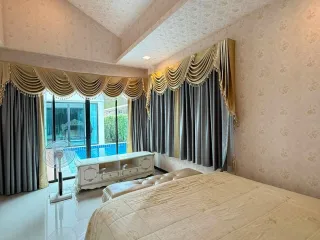 For rent 3 bedrooms villa in Bang Lamung, Chonburi