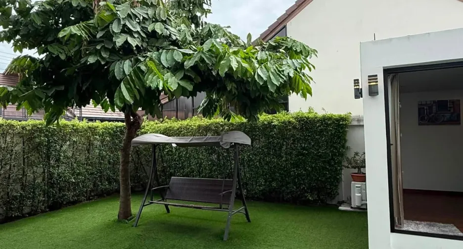 For rent 3 bedrooms villa in Huay Yai, Pattaya