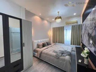 À vendre 2 chambres maison de ville à Bang Lamung, Chonburi